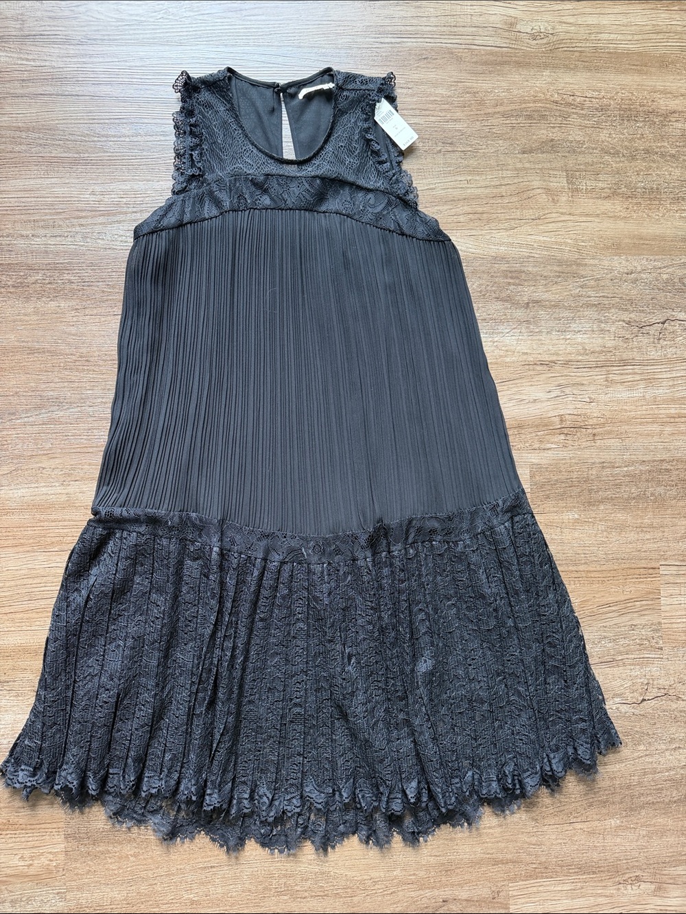 Women’s Black Lace & Pleated Midi Shift Dress NWT